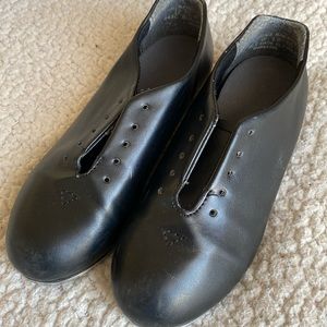 Tap shoes